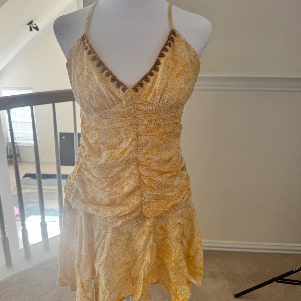 Zara spring dress. size m